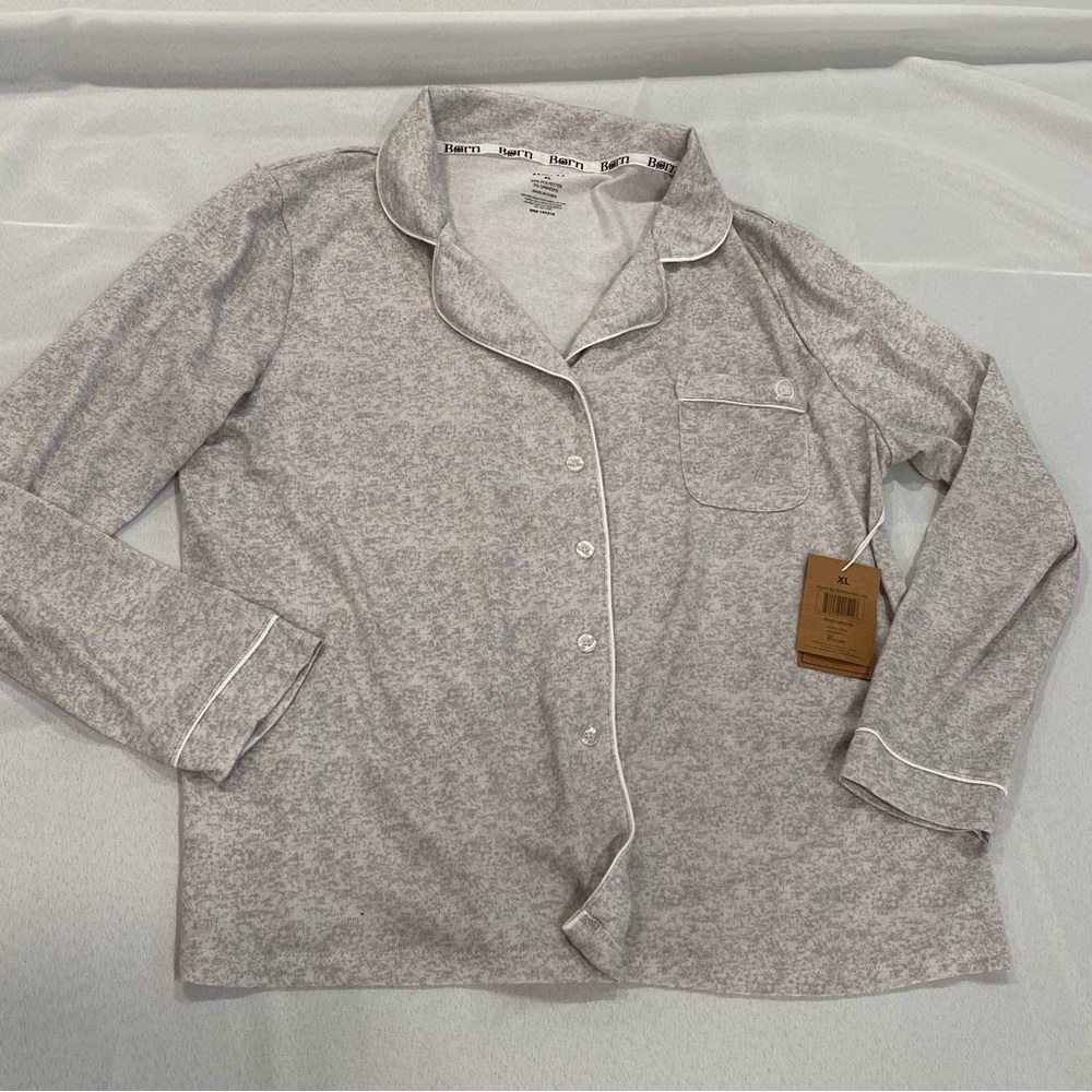 Born button up night shirt XL NWT
